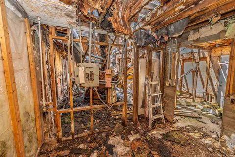 Tiny photo for 212 N Canal Street, Alexandria, IN 46001 (MLS # 202612680)