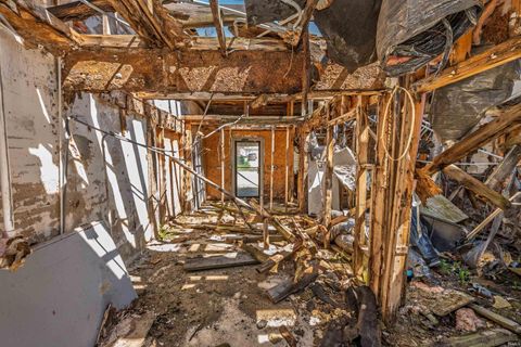 Tiny photo for 212 N Canal Street, Alexandria, IN 46001 (MLS # 202612680)