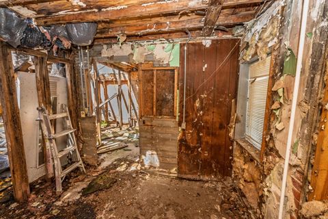 Tiny photo for 212 N Canal Street, Alexandria, IN 46001 (MLS # 202612680)