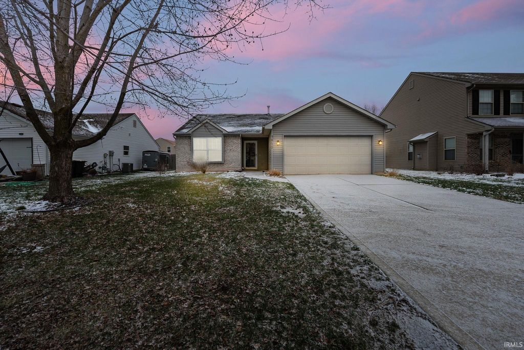 Photo of 7920 Rocky Glen Place, Fort Wayne, IN 46825 (MLS # 202609358)