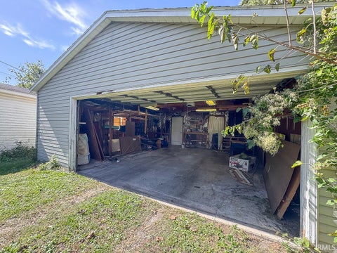 Tiny photo for 1508 S LUICK Avenue, Muncie, IN 47302 (MLS # 202641925)