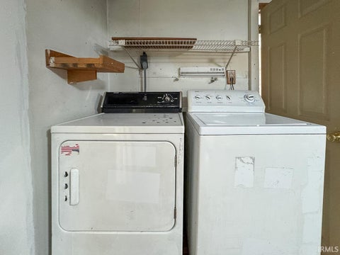 Tiny photo for 1508 S LUICK Avenue, Muncie, IN 47302 (MLS # 202641925)