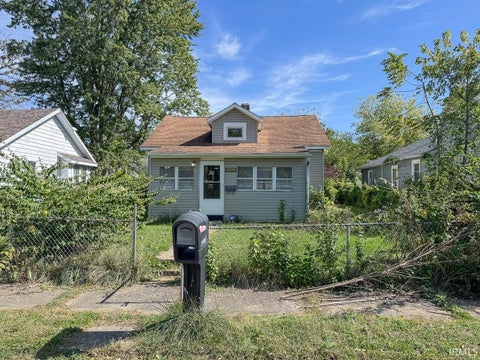 Tiny photo for 1508 S LUICK Avenue, Muncie, IN 47302 (MLS # 202641925)