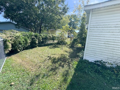Tiny photo for 1508 S LUICK Avenue, Muncie, IN 47302 (MLS # 202641925)
