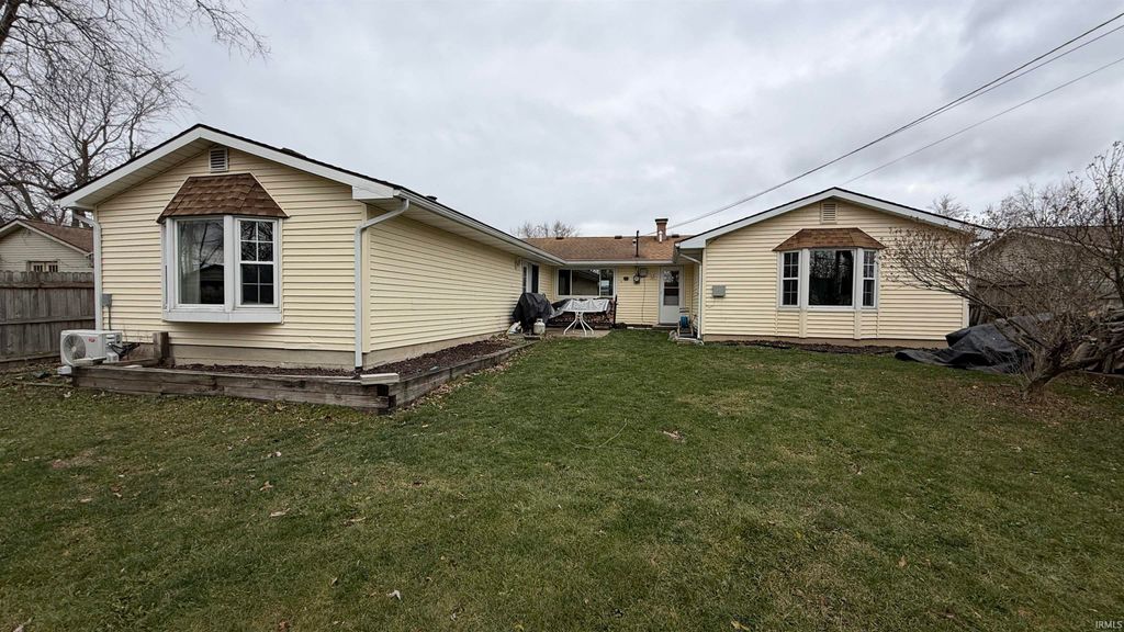 Photo of 1312 Deveron Drive, New Haven, IN 46774 (MLS # 202547540)