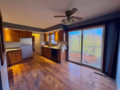 Tiny photo for 7548 W Ridgeview Circle, Logansport, IN 46947 (MLS # 202544520)