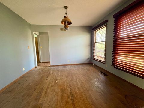 Tiny photo for 7548 W Ridgeview Circle, Logansport, IN 46947 (MLS # 202544520)