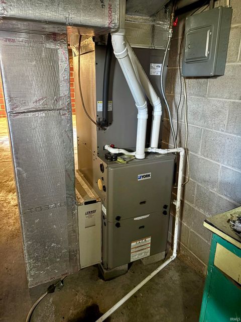 Tiny photo for 7548 W Ridgeview Circle, Logansport, IN 46947 (MLS # 202544520)