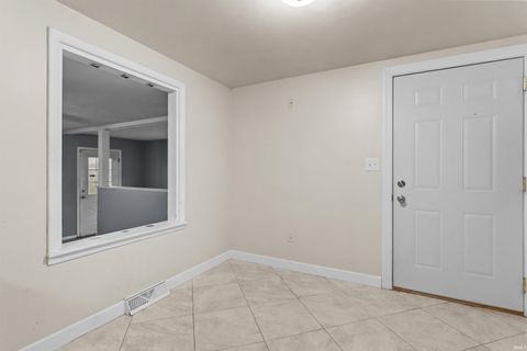 Tiny photo for 1201 E Alto Road, Kokomo, IN 46902 (MLS # 202618989)