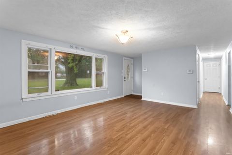 Tiny photo for 1201 E Alto Road, Kokomo, IN 46902 (MLS # 202618989)