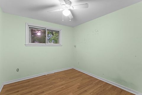 Tiny photo for 1201 E Alto Road, Kokomo, IN 46902 (MLS # 202618989)