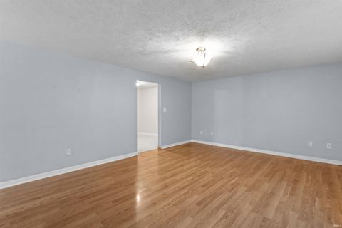 Tiny photo for 1201 E Alto Road, Kokomo, IN 46902 (MLS # 202618989)