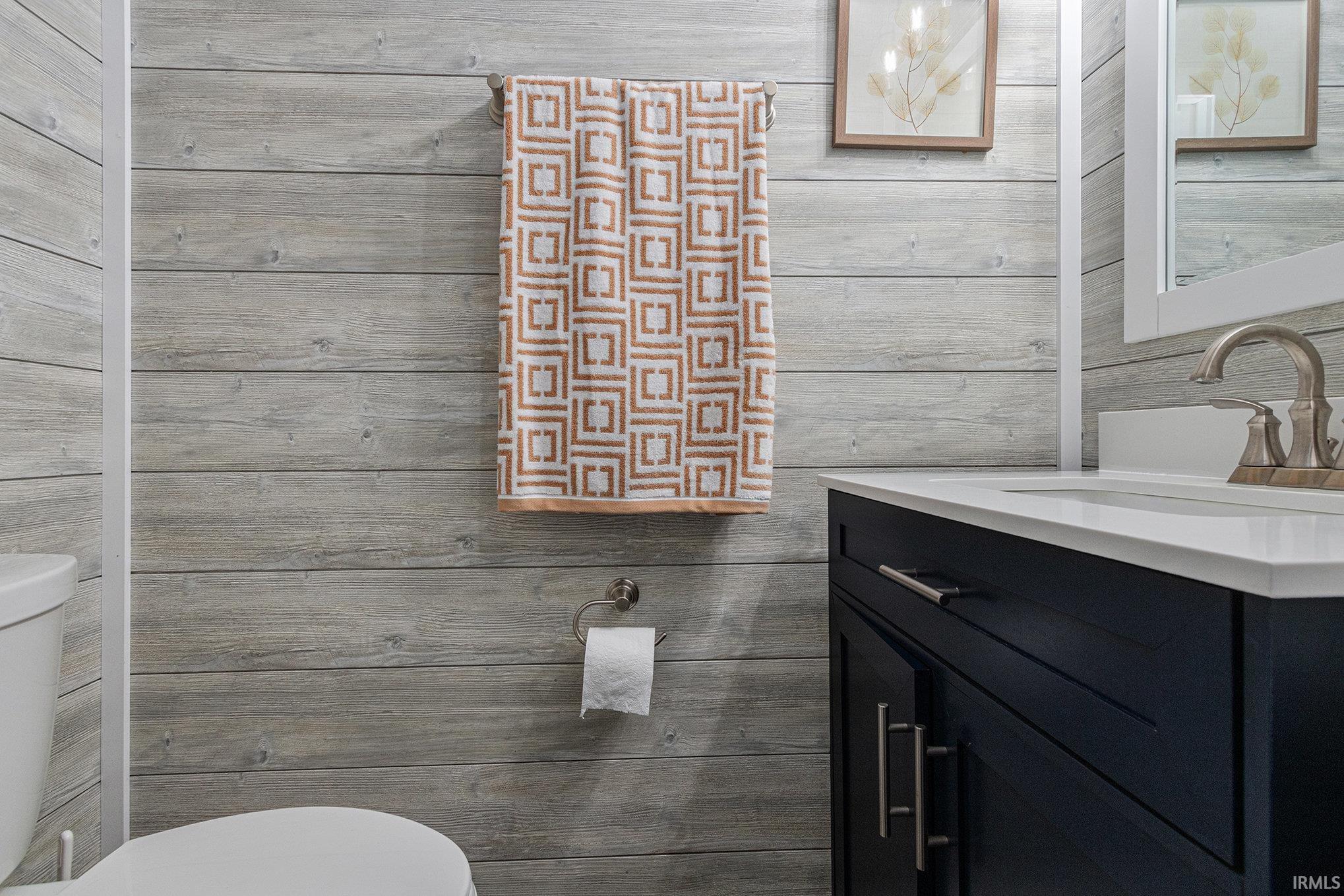 Granger, Indiana 46530, United States, 3 Bedrooms Bedrooms, ,3 BathroomsBathrooms,Residential,Contingent,149943