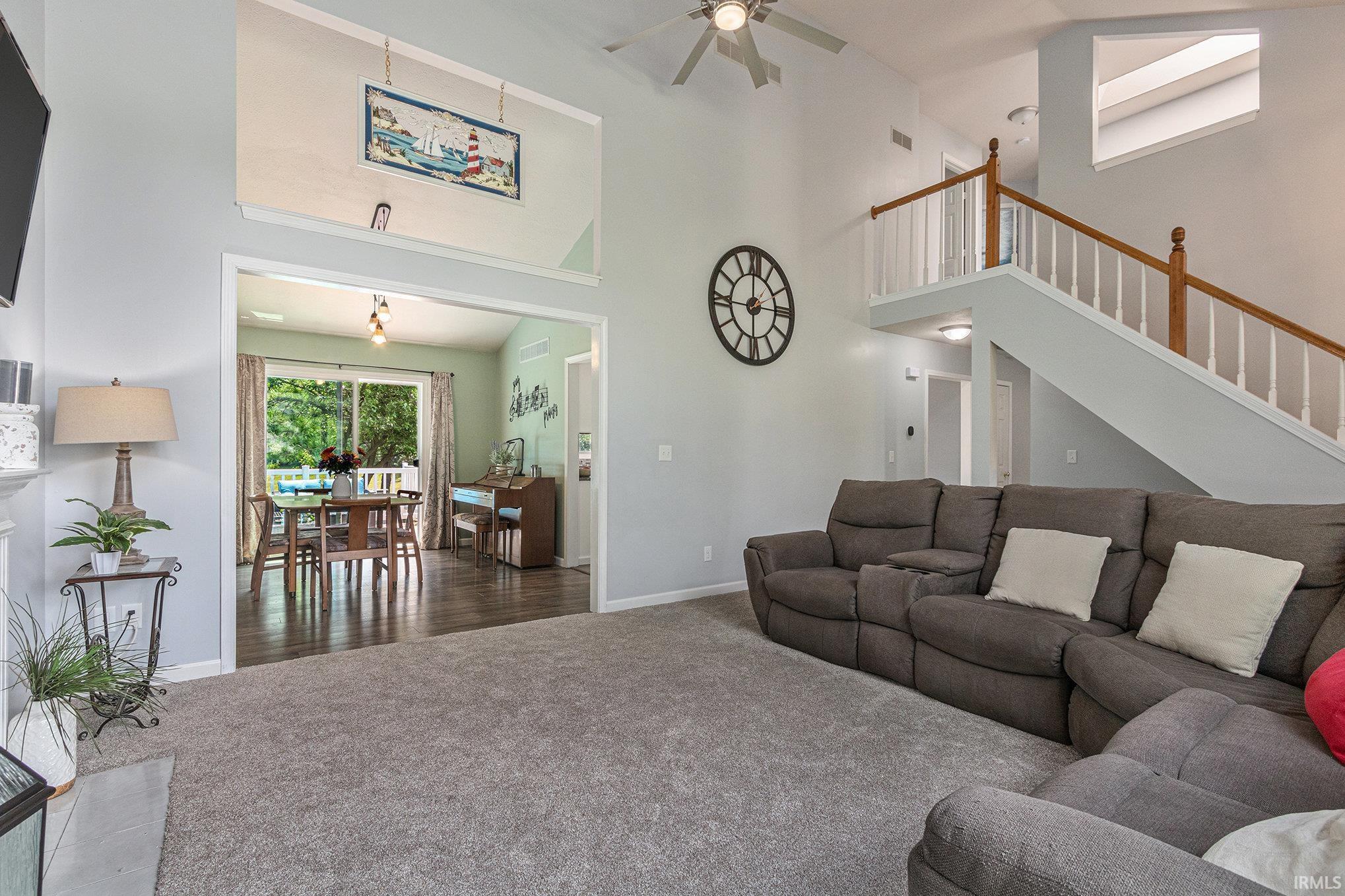 Granger, Indiana 46530, United States, 3 Bedrooms Bedrooms, ,3 BathroomsBathrooms,Residential,Contingent,149943