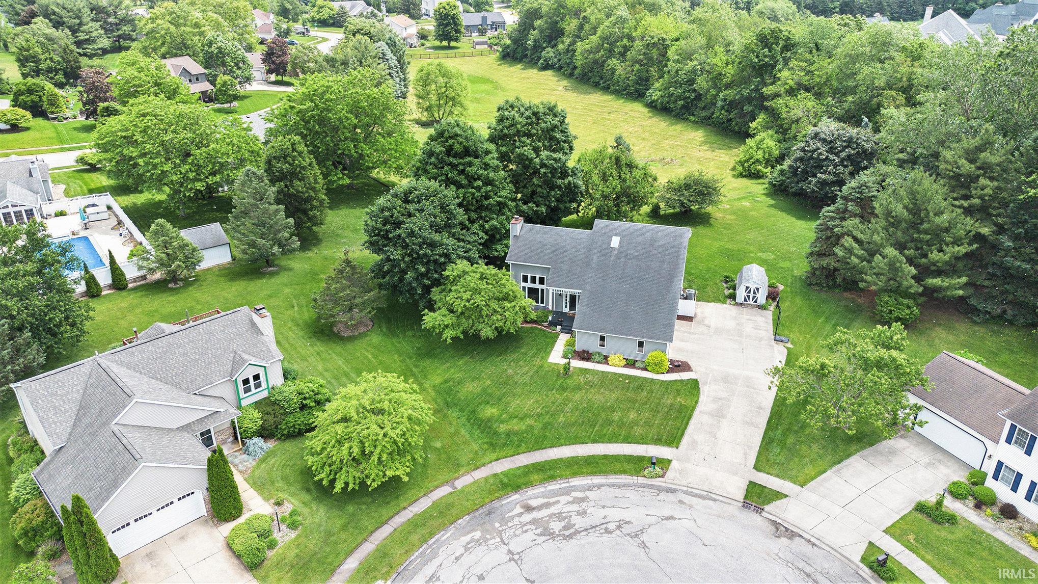 Granger, Indiana 46530, United States, 3 Bedrooms Bedrooms, ,3 BathroomsBathrooms,Residential,Contingent,149943