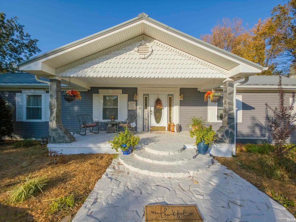 Photo of 11826 N 1800 Boulevard, Mount Carmel, IL 62863 (MLS # 202545281)