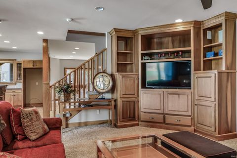 Tiny photo for 14704 Gateside Drive, Fort Wayne, IN 46814 (MLS # 202612332)