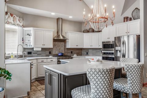 Tiny photo for 14704 Gateside Drive, Fort Wayne, IN 46814 (MLS # 202612332)