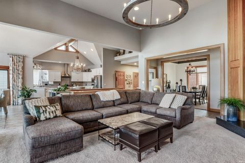 Tiny photo for 14704 Gateside Drive, Fort Wayne, IN 46814 (MLS # 202612332)