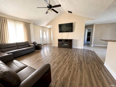 Tiny photo for 612 Southbrook Drive, Evansville, IN 47711 (MLS # 202641692)