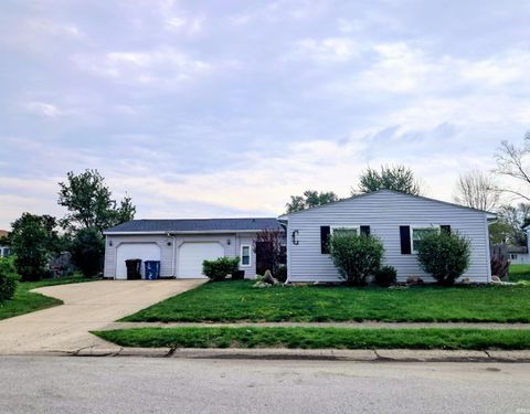 Photo of 1534 FORBES Avenue, Peru, IN 46970 (MLS # 202607788)