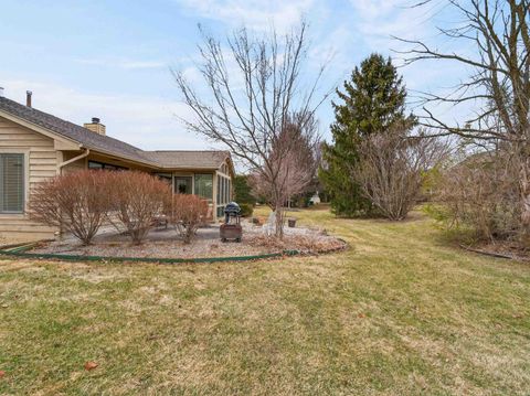 Tiny photo for 1122 Packard Place, Auburn, IN 46706 (MLS # 202617181)