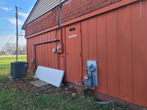 Tiny photo for 2222 N Plate Street, Kokomo, IN 46901 (MLS # 202445615)