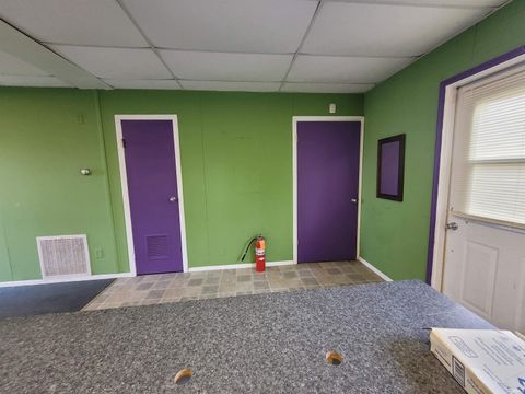 Tiny photo for 2222 N Plate Street, Kokomo, IN 46901 (MLS # 202445615)