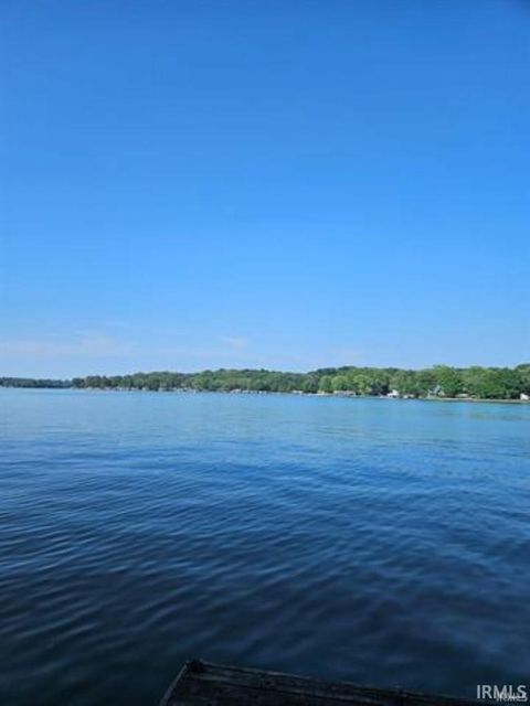 Photo of 7801 N Upper Hambridge Drive, Monticello, IN 47960 (MLS # 202512353)