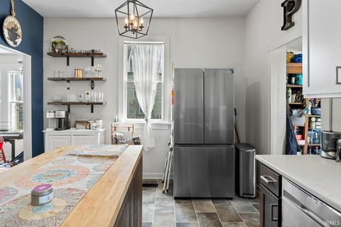 Tiny photo for 619 Rose Street, West Lafayette, IN 47906 (MLS # 202612319)