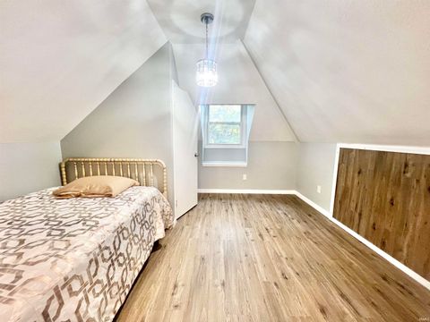 Tiny photo for 203 Beal Street, Logansport, IN 46947 (MLS # 202538228)