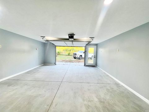 Tiny photo for 203 Beal Street, Logansport, IN 46947 (MLS # 202538228)