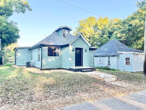 Tiny photo for 203 Beal Street, Logansport, IN 46947 (MLS # 202538228)