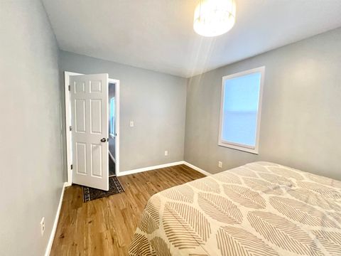 Tiny photo for 203 Beal Street, Logansport, IN 46947 (MLS # 202538228)