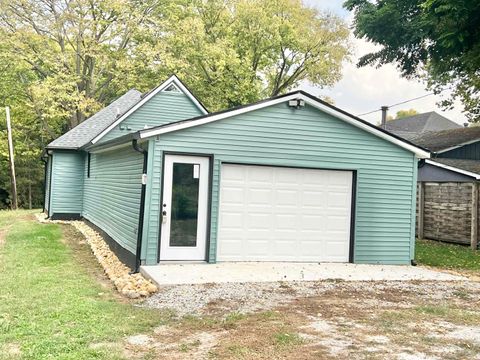 Tiny photo for 203 Beal Street, Logansport, IN 46947 (MLS # 202538228)
