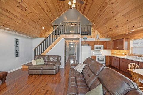 Tiny photo for 6105 N 300 E, Monon, IN 47959 (MLS # 202542251)