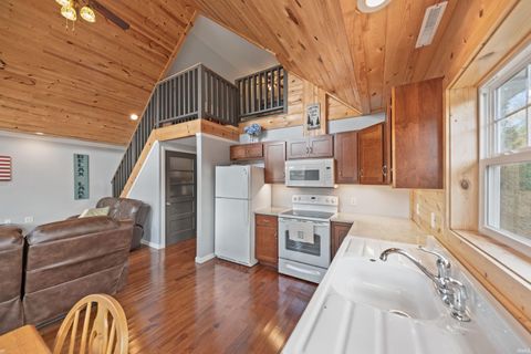 Tiny photo for 6105 N 300 E, Monon, IN 47959 (MLS # 202542251)