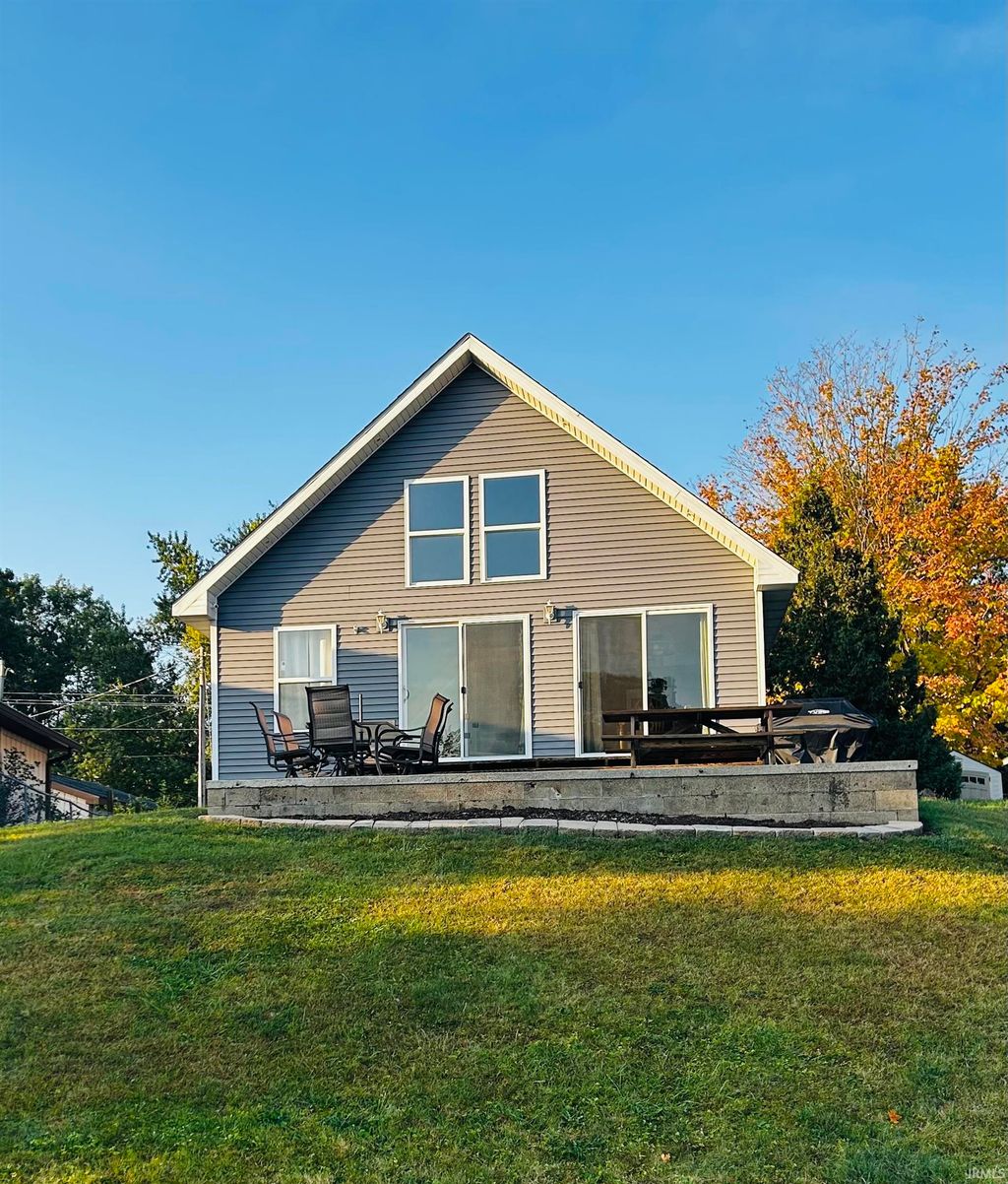 Photo of 6105 N 300 E, Monon, IN 47959 (MLS # 202542251)