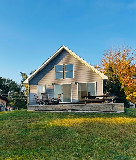 Photo of 6105 N 300 E, Monon, IN 47959 (MLS # 202542251)