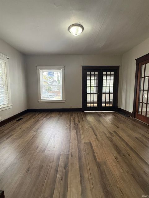 Tiny photo for 310 N Lindsay Street, Kokomo, IN 46901 (MLS # 202543679)