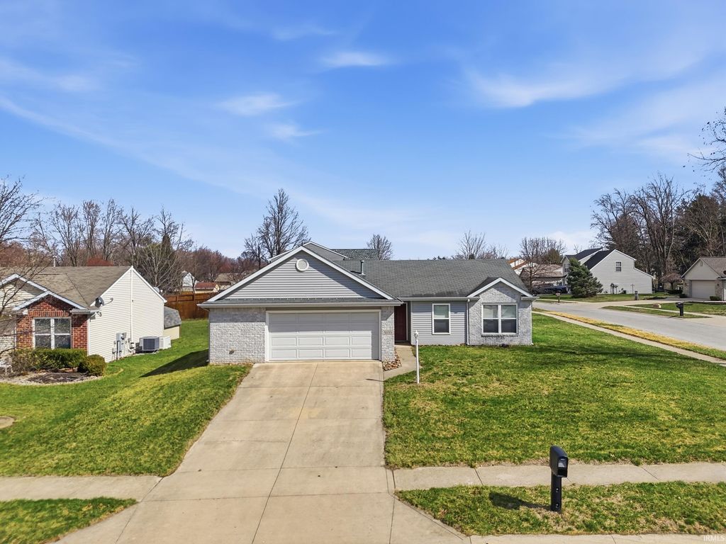 Photo of 5033 Rocky Knoll Drive, Fort Wayne, IN 46809 (MLS # 202608419)