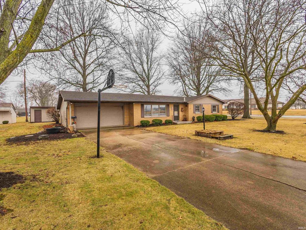 Photo of 1224 W Clark St, Berne, IN 46711 (MLS # 202606629)