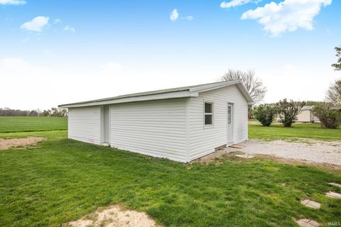 Tiny photo for 174 S 950 E, Greentown, IN 46936 (MLS # 202613333)