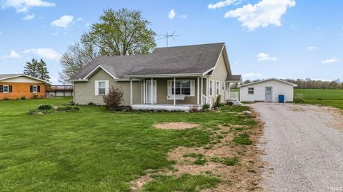 Tiny photo for 174 S 950 E, Greentown, IN 46936 (MLS # 202613333)