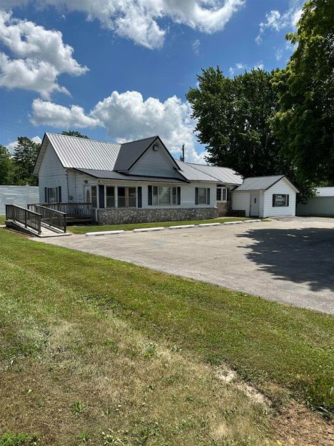 Tiny photo for 2605 E Markland Avenue, Kokomo, IN 46902 (MLS # 202526875)