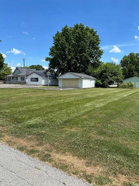 Tiny photo for 2605 E Markland Avenue, Kokomo, IN 46902 (MLS # 202526875)