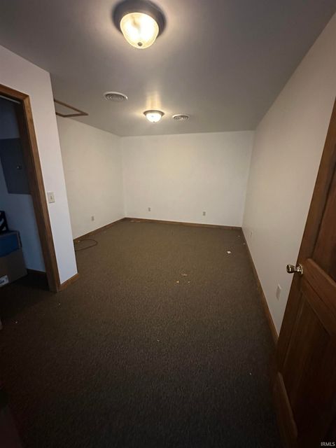 Tiny photo for 2605 E Markland Avenue, Kokomo, IN 46902 (MLS # 202526875)