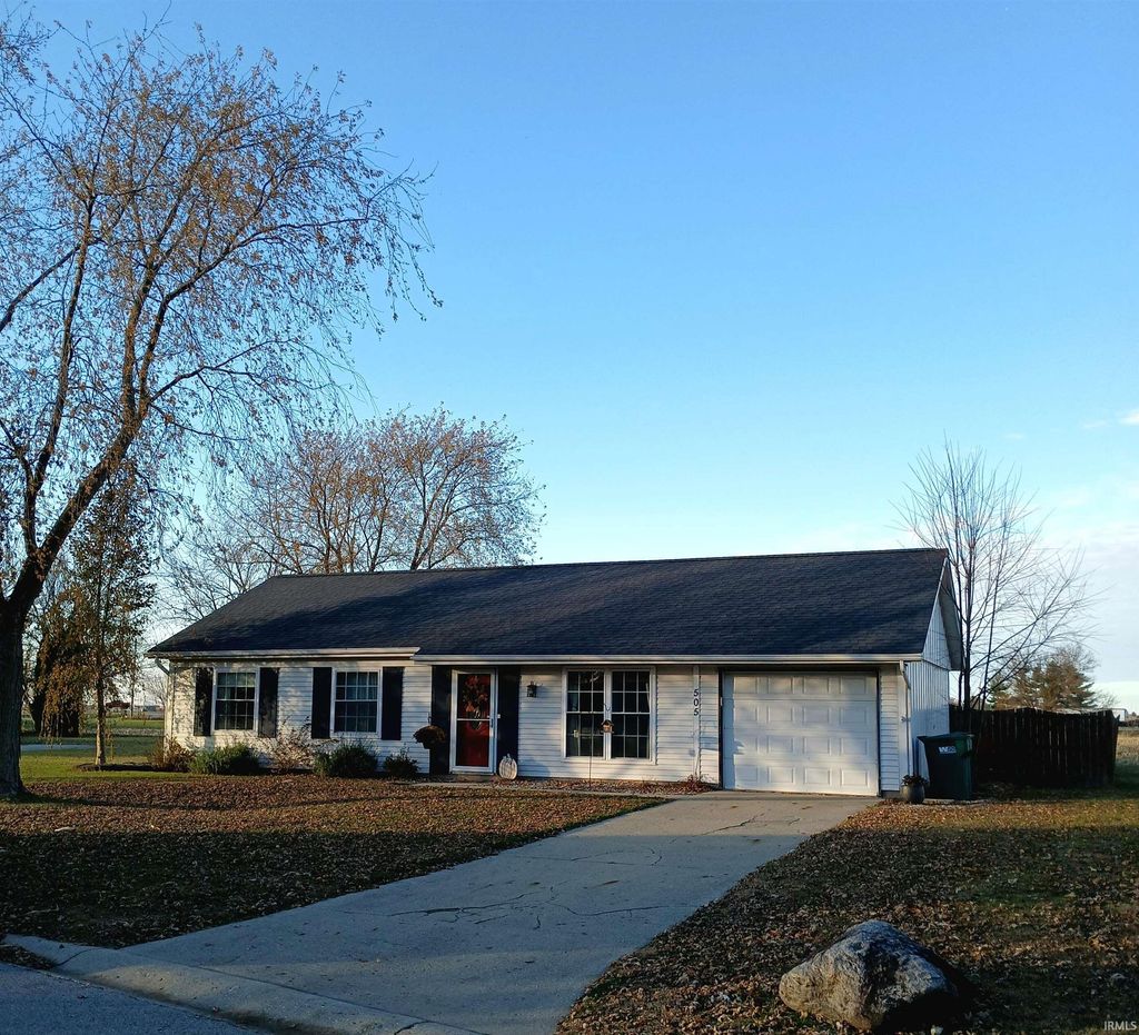 Photo of 505 W Darby Drive, Otterbein, IN 47970 (MLS # 202545944)