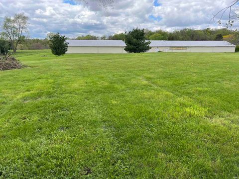 Tiny photo for 14636 N State RD 13 Road, North Manchester, IN 46962 (MLS # 202616172)