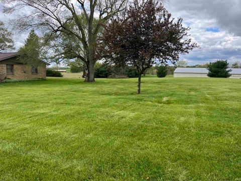 Tiny photo for 14636 N State RD 13 Road, North Manchester, IN 46962 (MLS # 202616172)